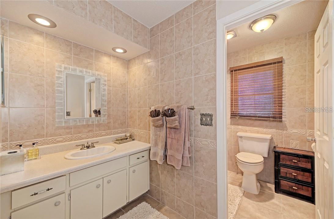 910 CAPLES ST, ENGLEWOOD, FL — photo 38
