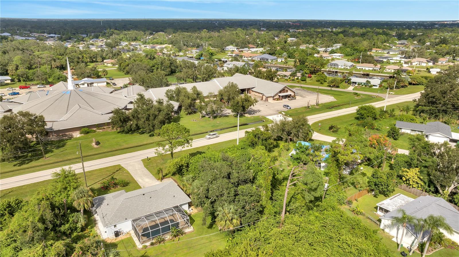 18571 EDGEWATER DR, PORT CHARLOTTE, FL — photo 5