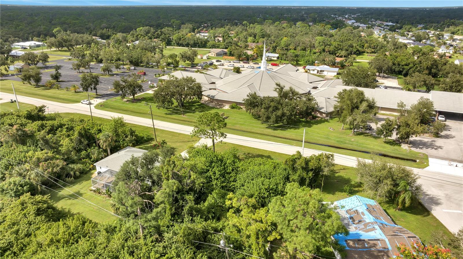 18571 EDGEWATER DR, PORT CHARLOTTE, FL — photo 6