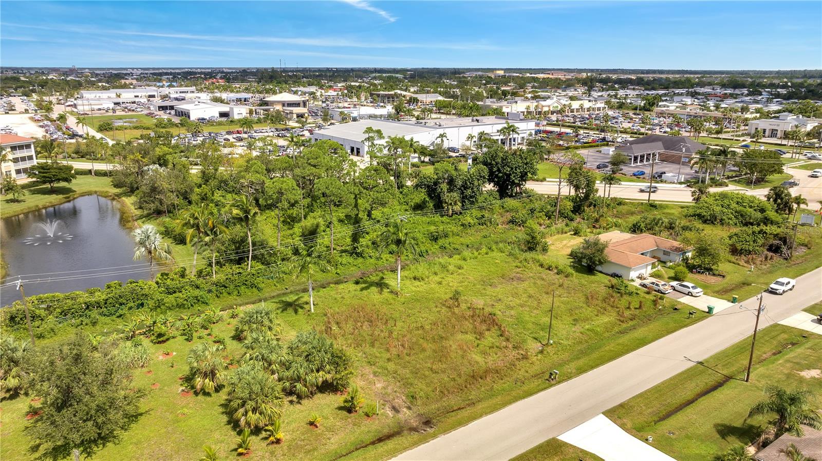 300 POMPANO TER, PUNTA GORDA, FL — photo 3