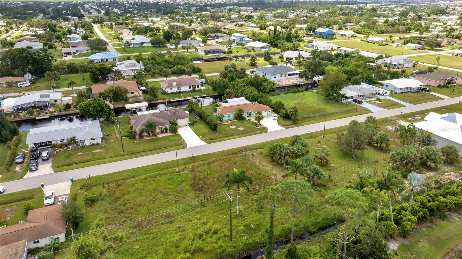 300 POMPANO TER, PUNTA GORDA, FL — photo 5