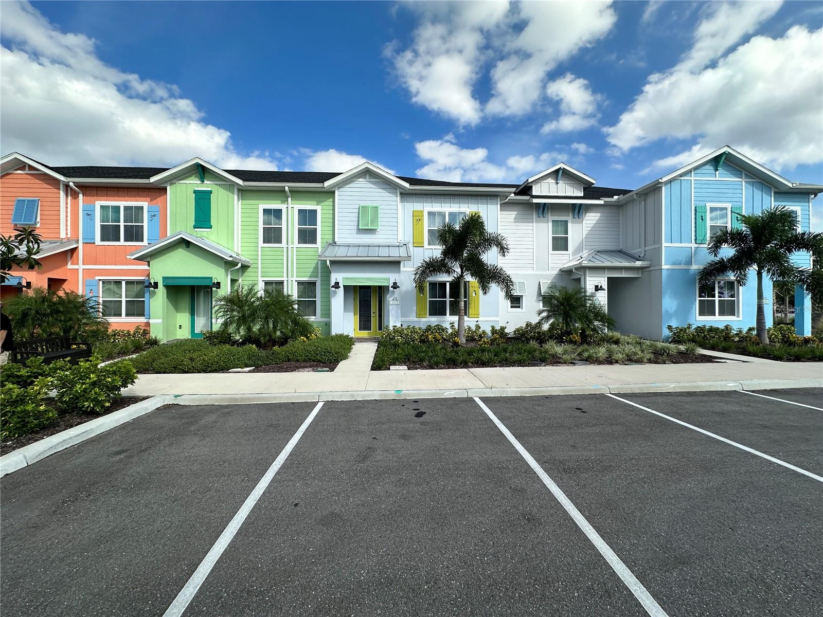 2976 ON THE ROCKS PT, KISSIMMEE, FL — photo 2