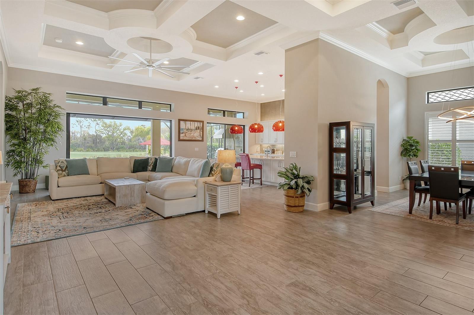 4735 CABREO CT, LAKEWOOD RANCH, FL — photo 8