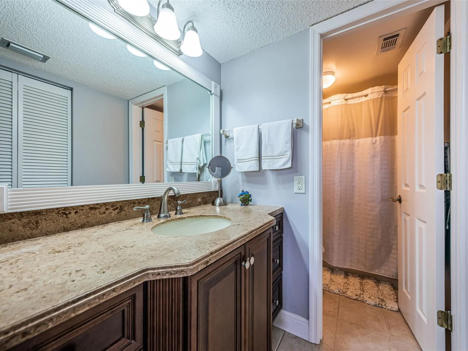 6295 BAHIA DEL MAR CIR #405, ST PETERSBURG, FL — photo 32