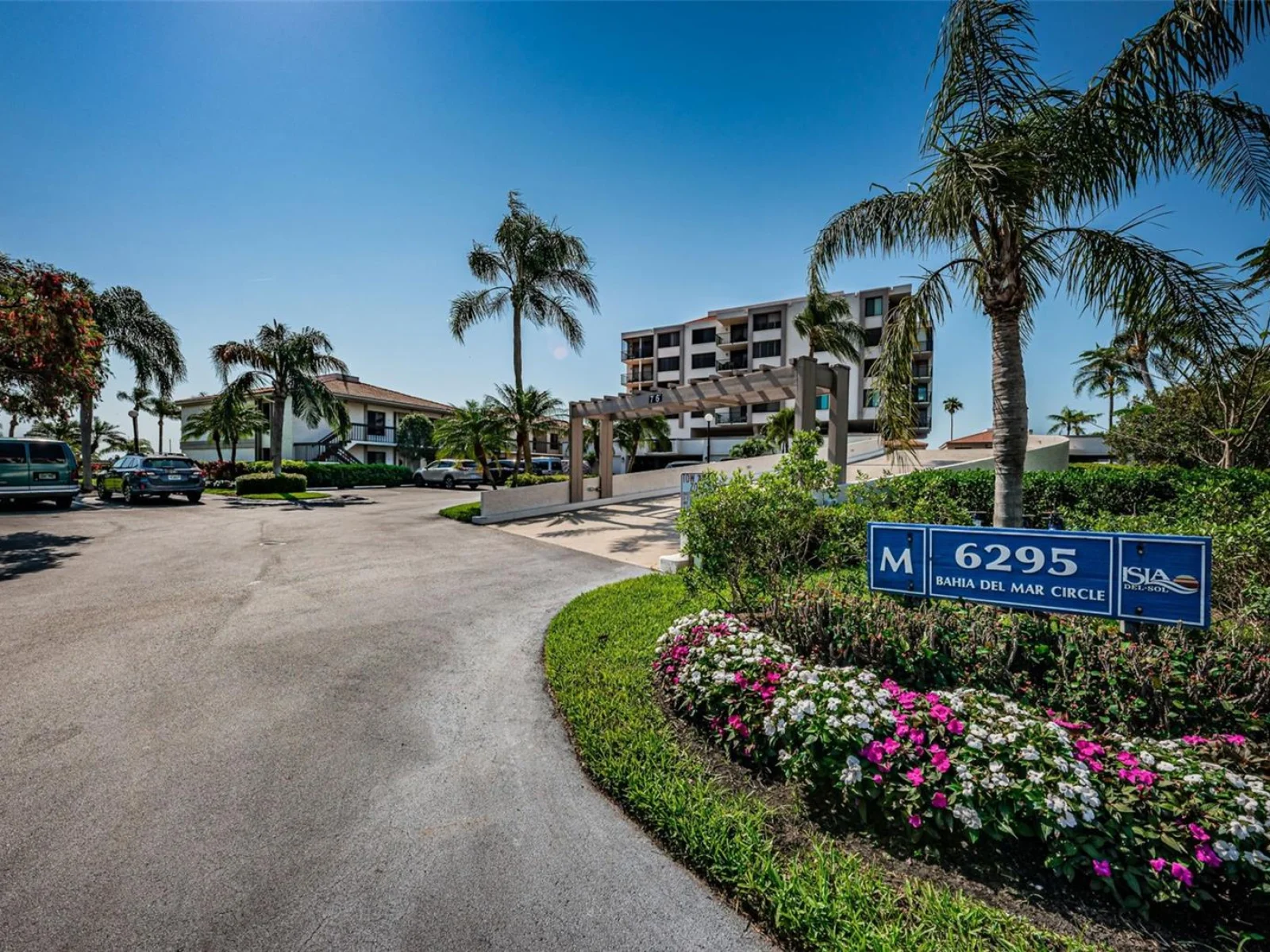 6295 BAHIA DEL MAR CIR #405, ST PETERSBURG, FL — photo 53