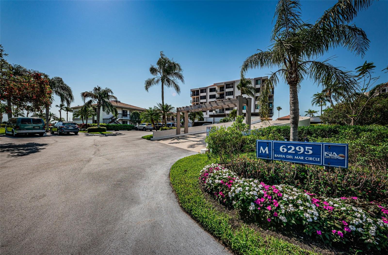 6295 BAHIA DEL MAR CIR #405, ST PETERSBURG, FL — photo 54