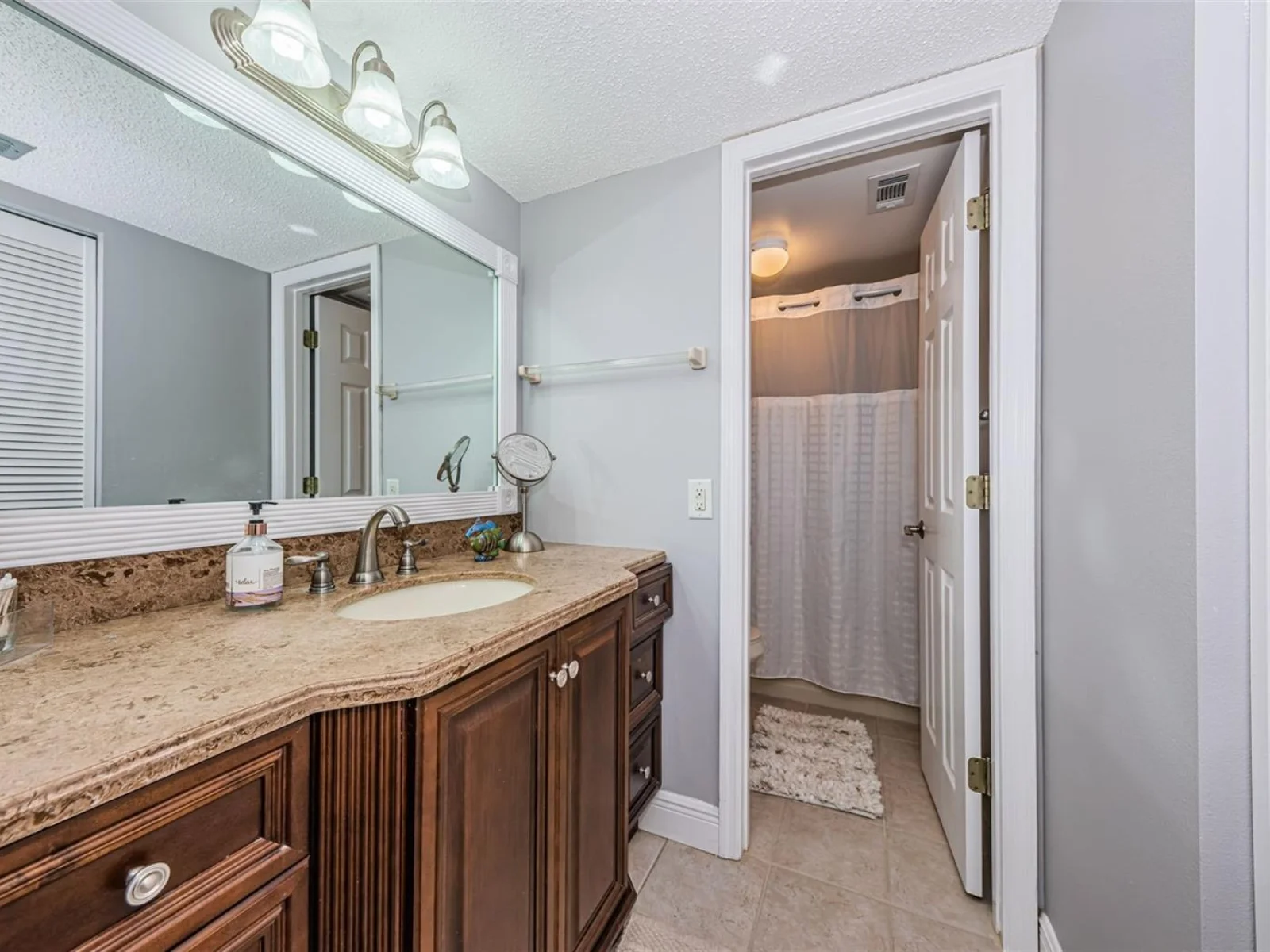 6295 BAHIA DEL MAR CIR #405, ST PETERSBURG, FL — photo 34
