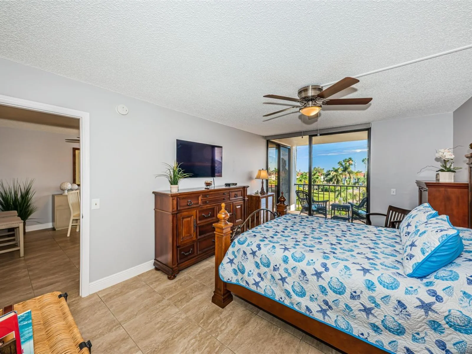 6295 BAHIA DEL MAR CIR #405, ST PETERSBURG, FL — photo 40