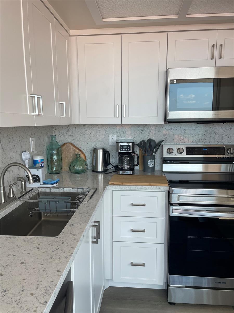6211 SUN BLVD #306, ST PETERSBURG, FL — photo 11