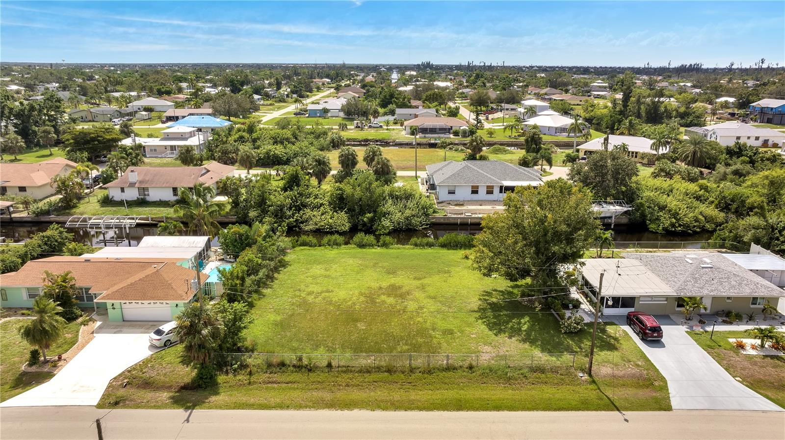 321 POMPANO TER, PUNTA GORDA, FL