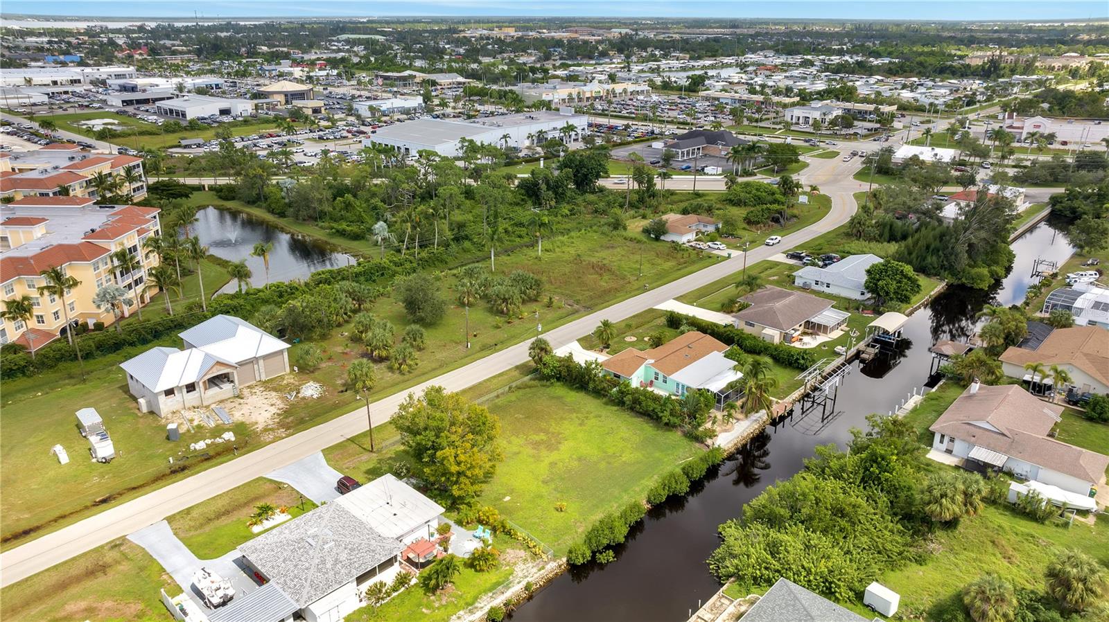 321 POMPANO TER, PUNTA GORDA, FL — photo 3