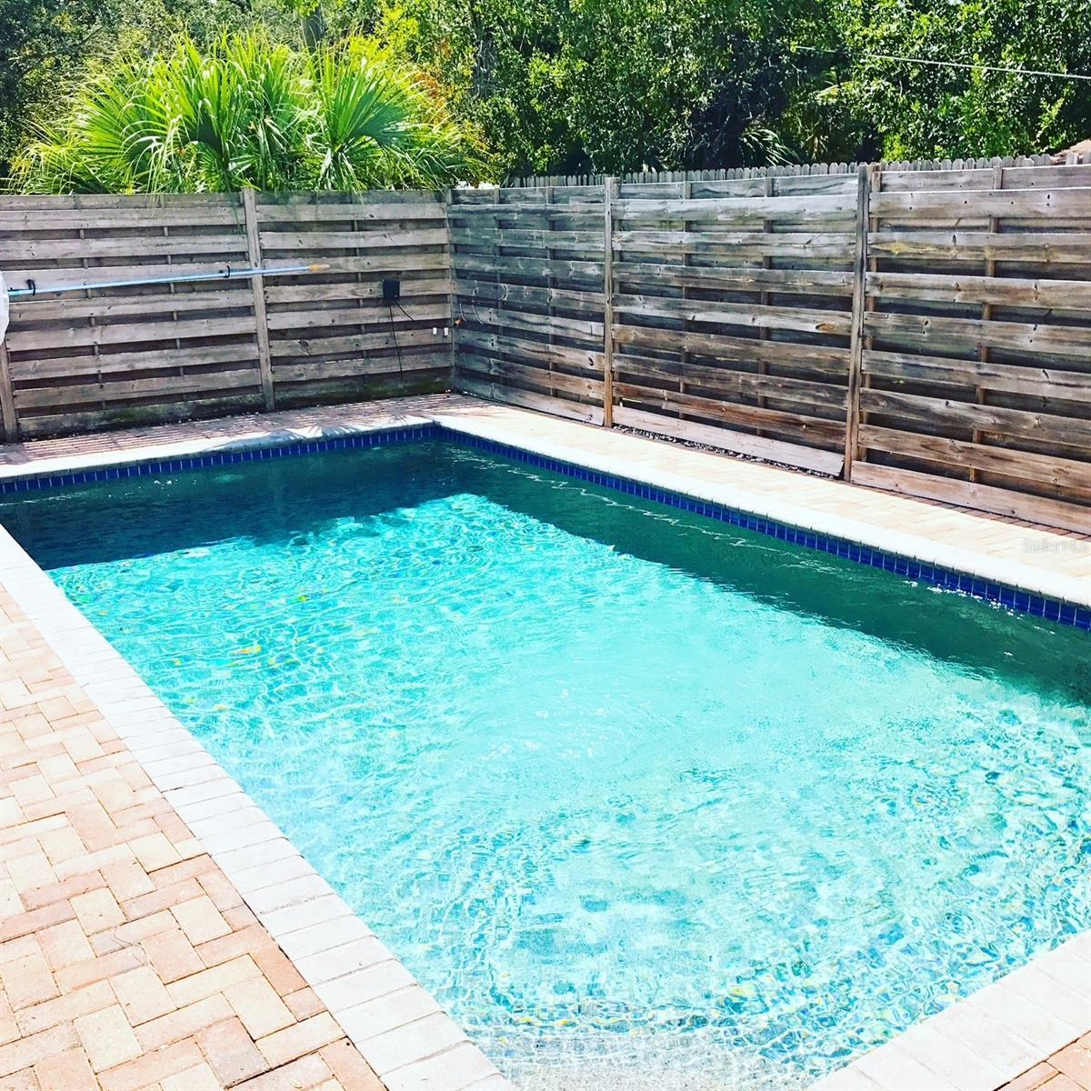 2043 ROSELAWN ST, SARASOTA, FL — photo 5