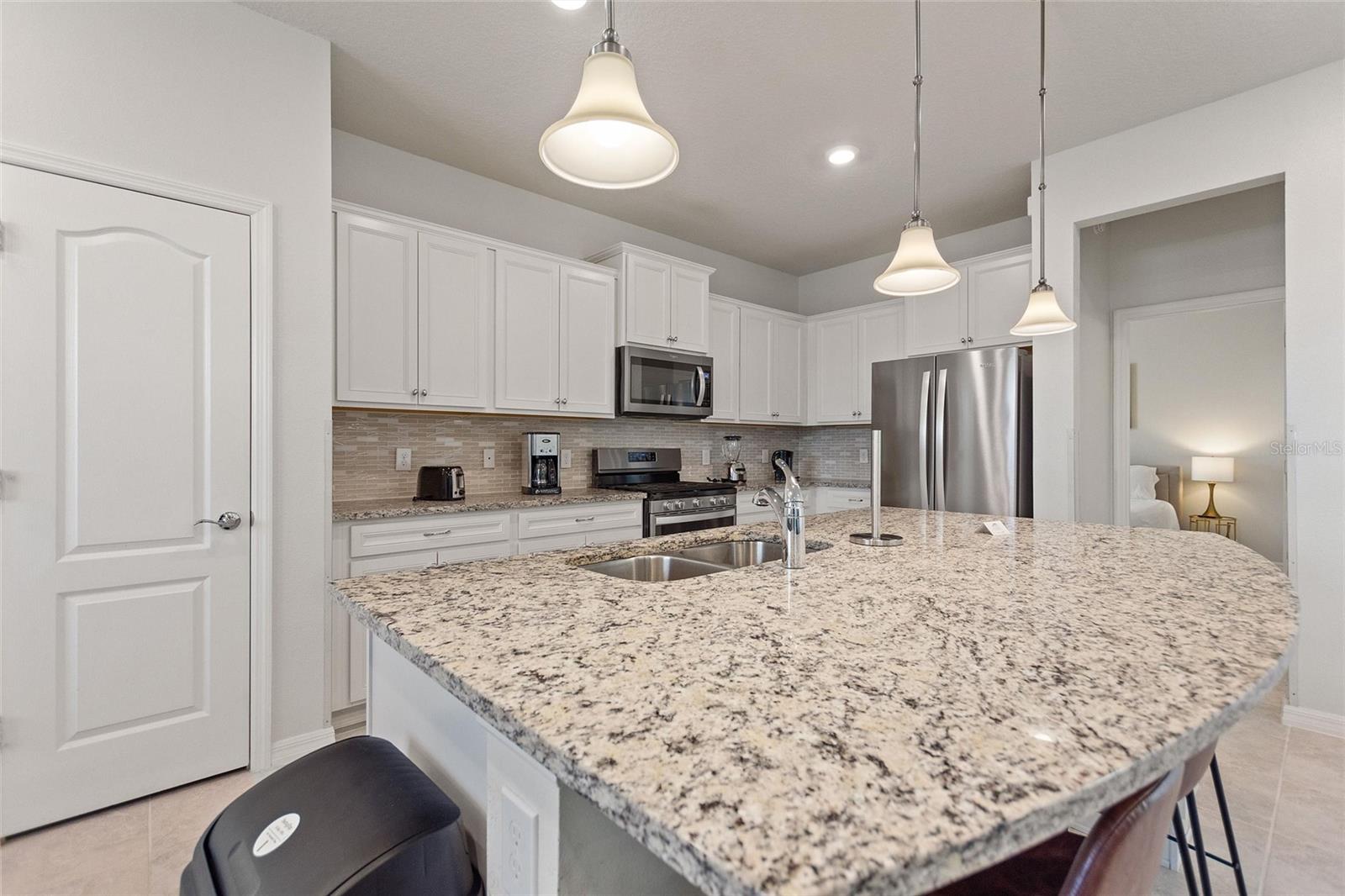 7384 OAKMOSS LOOP, DAVENPORT, FL — photo 8