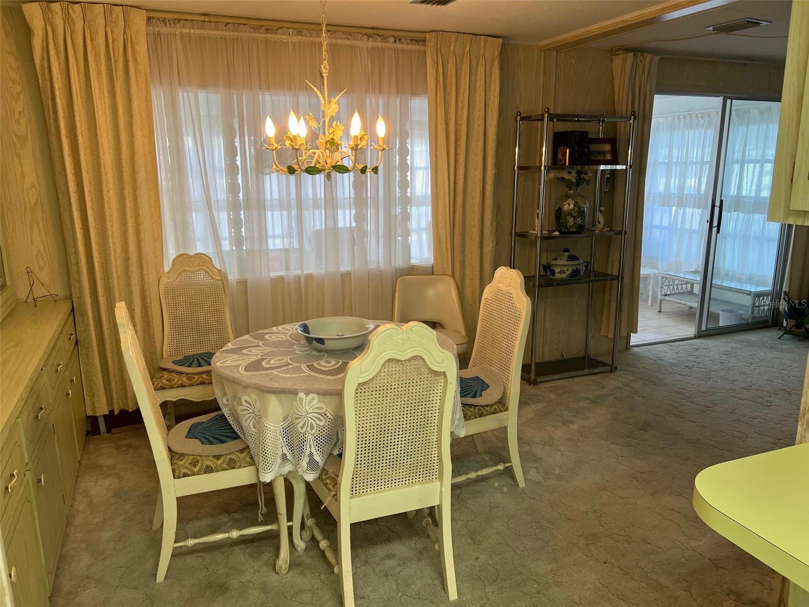201 ROYAL PALM CIR, LARGO, FL — photo 7