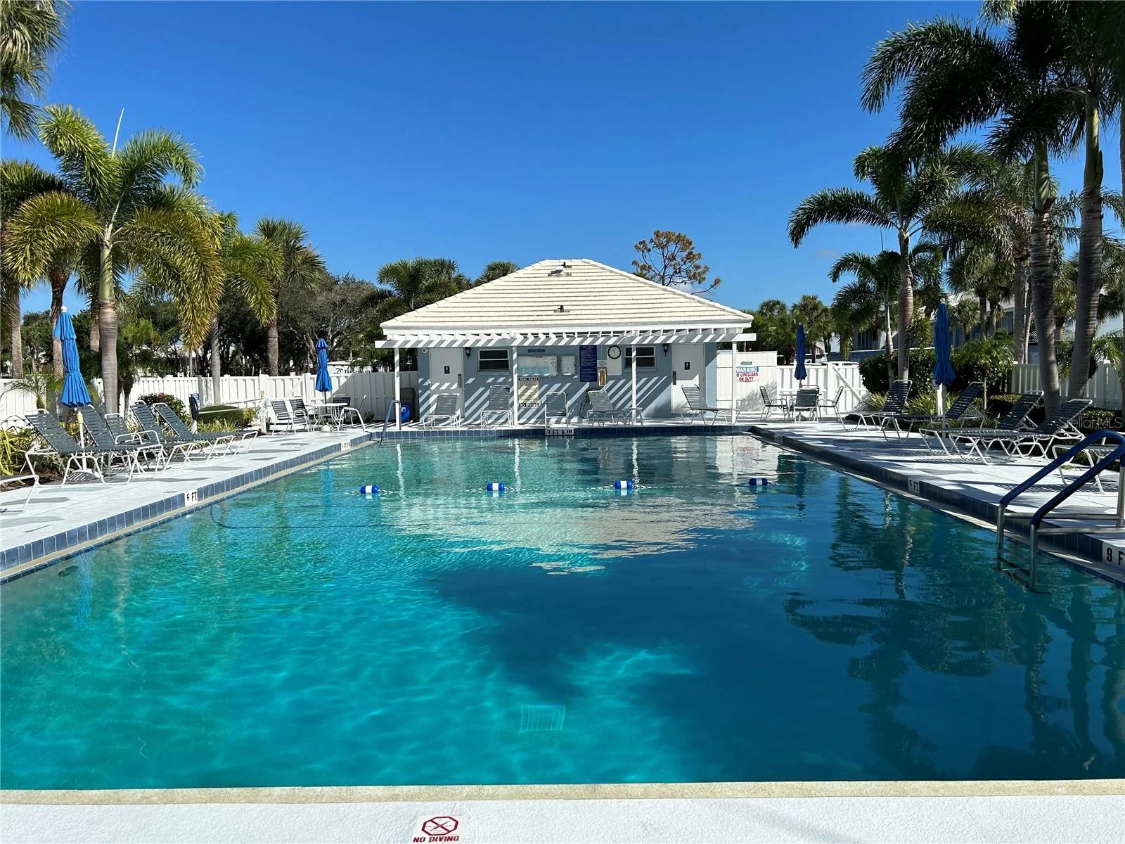 425 CERROMAR TER #359, VENICE, FL — photo 54