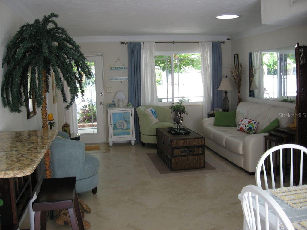 411 S Pine ST, NEW SMYRNA BEACH, FL — photo 3