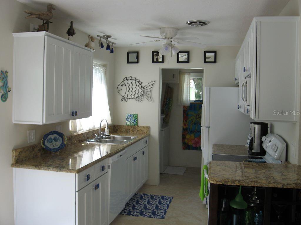 411 S Pine ST, NEW SMYRNA BEACH, FL — photo 5