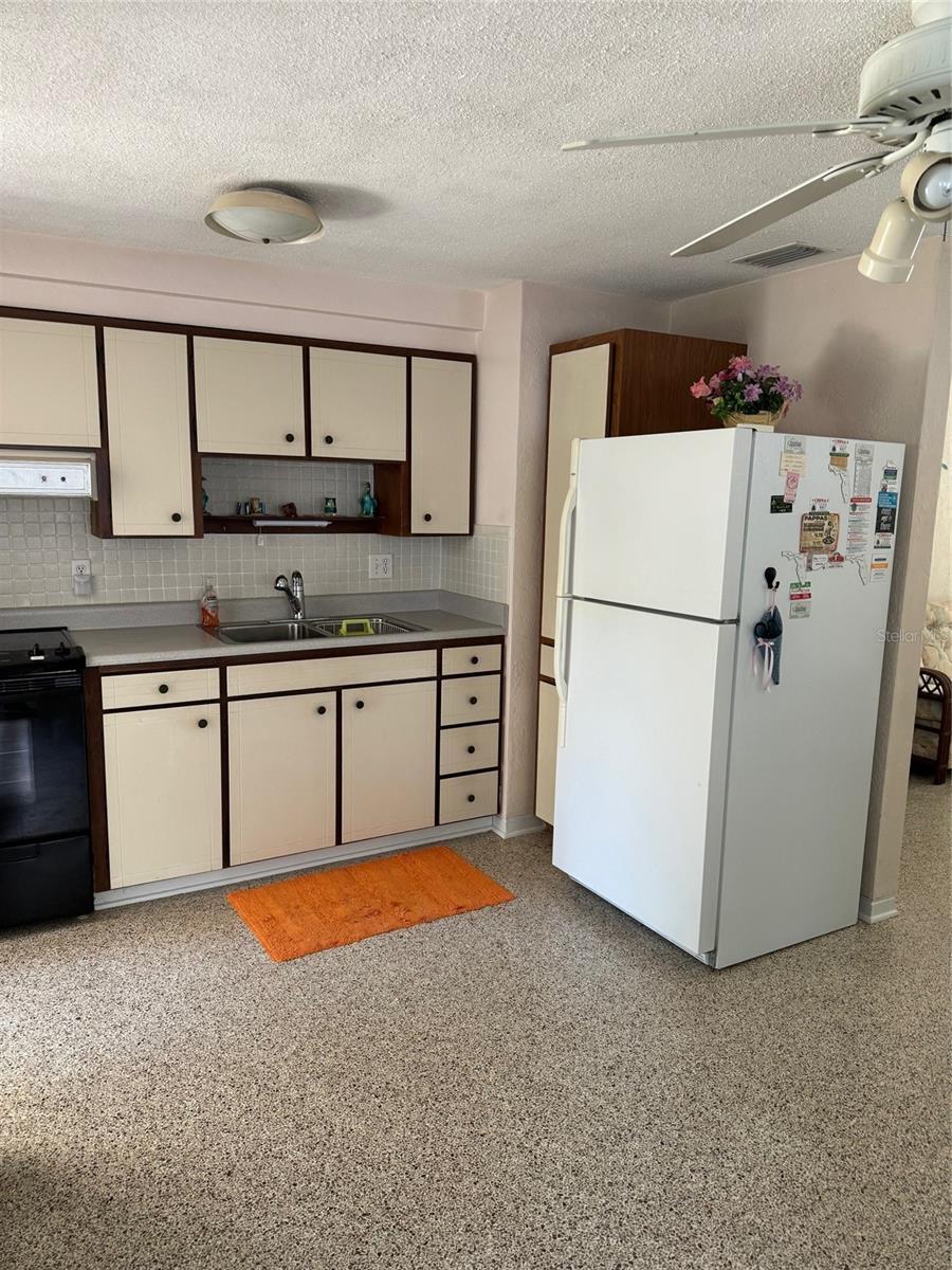 814 E 10th AVE, NEW SMYRNA BEACH, FL — photo 5