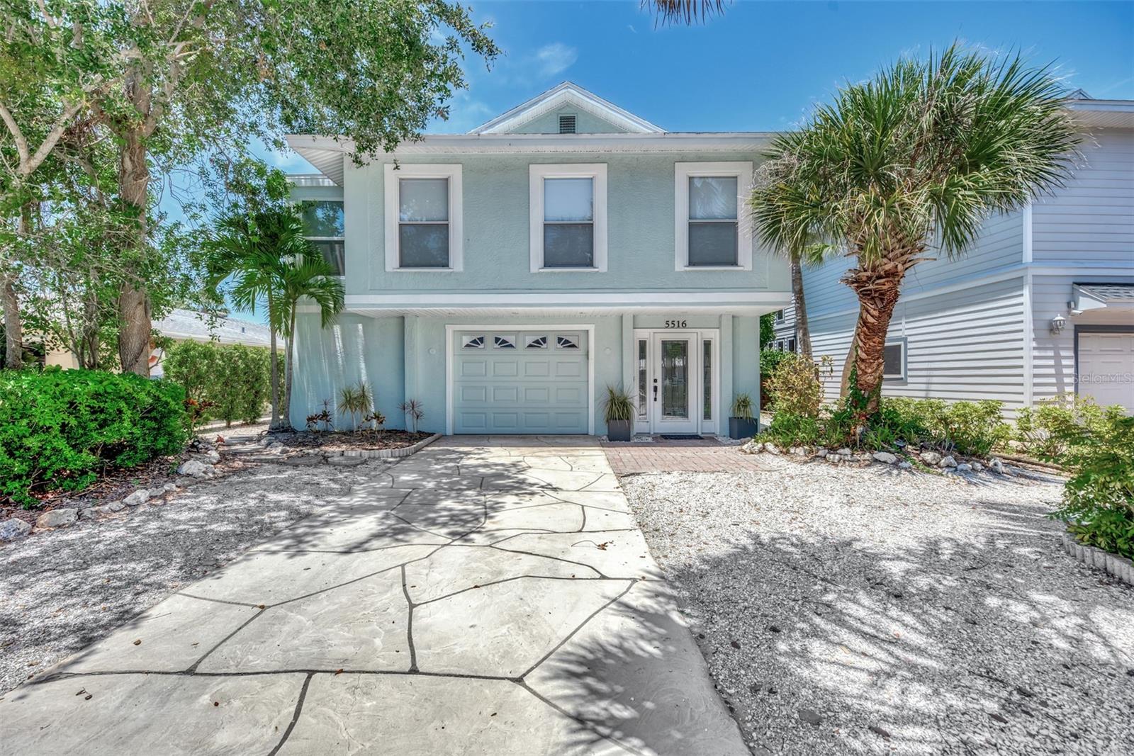 5516 AVENIDA DEL MARE, SARASOTA, FL — photo 2