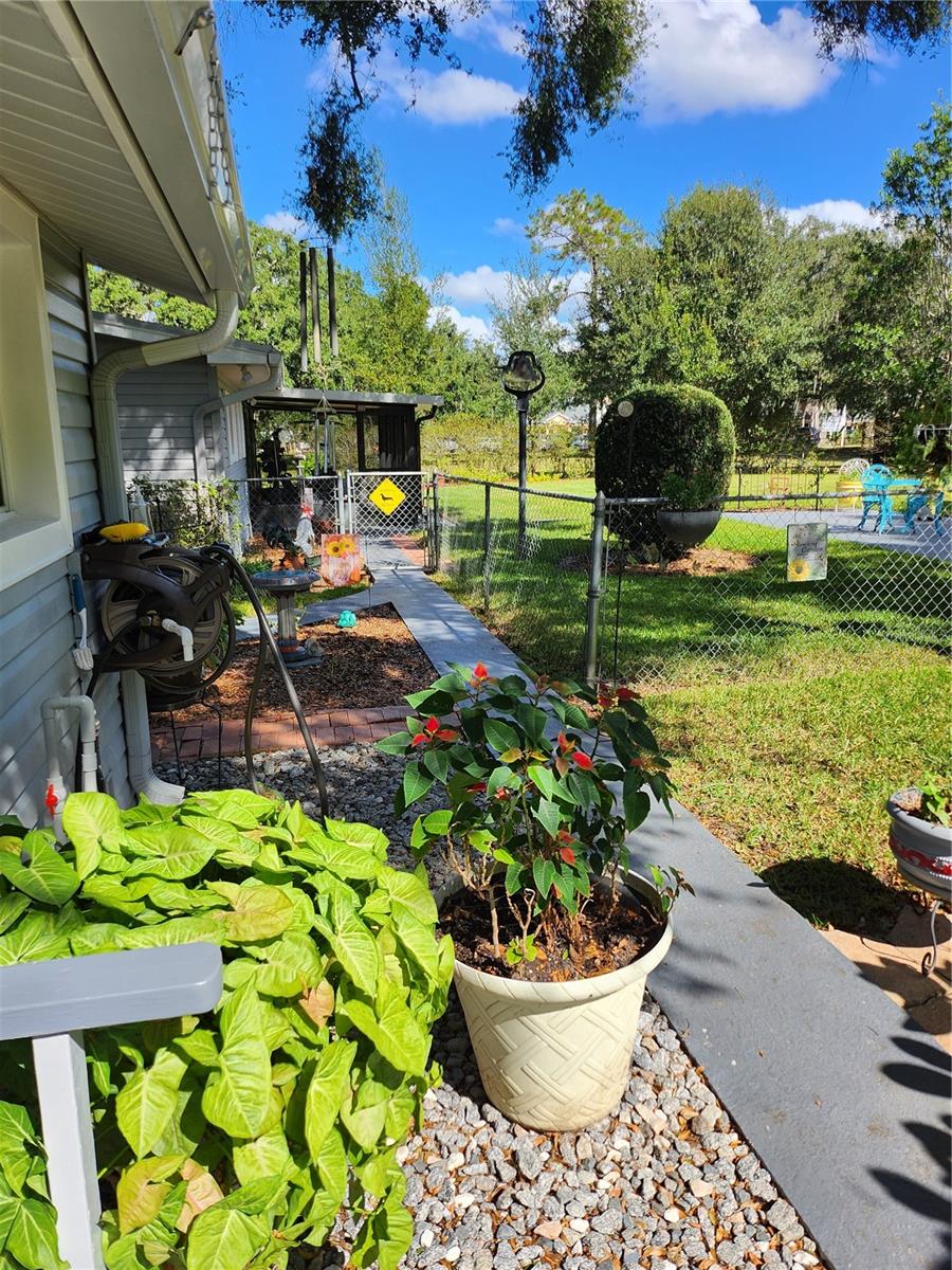 411 BRYAN RD, BRANDON, FL — photo 12