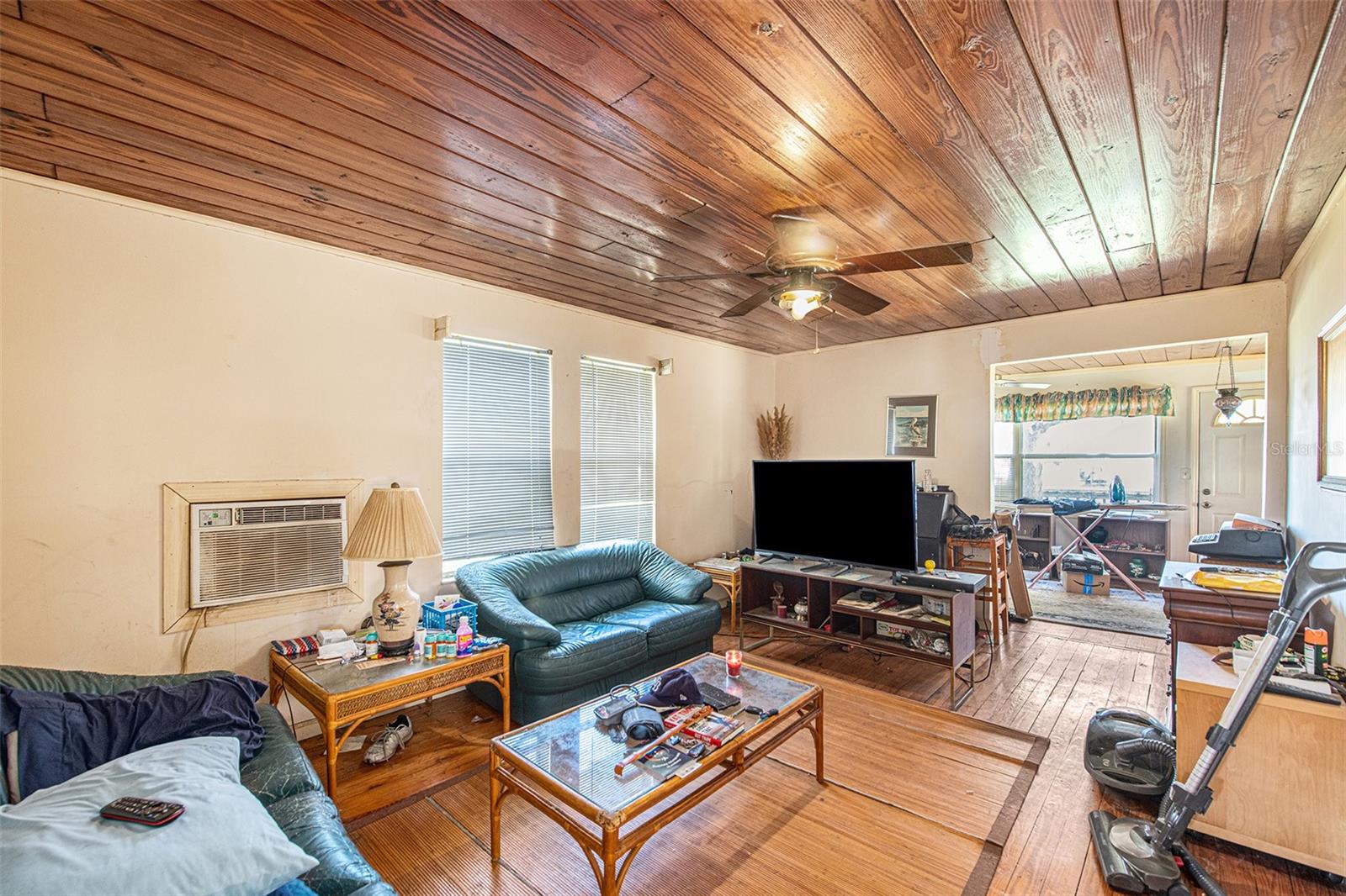331 LEWIS RD, LITHIA, FL — photo 36