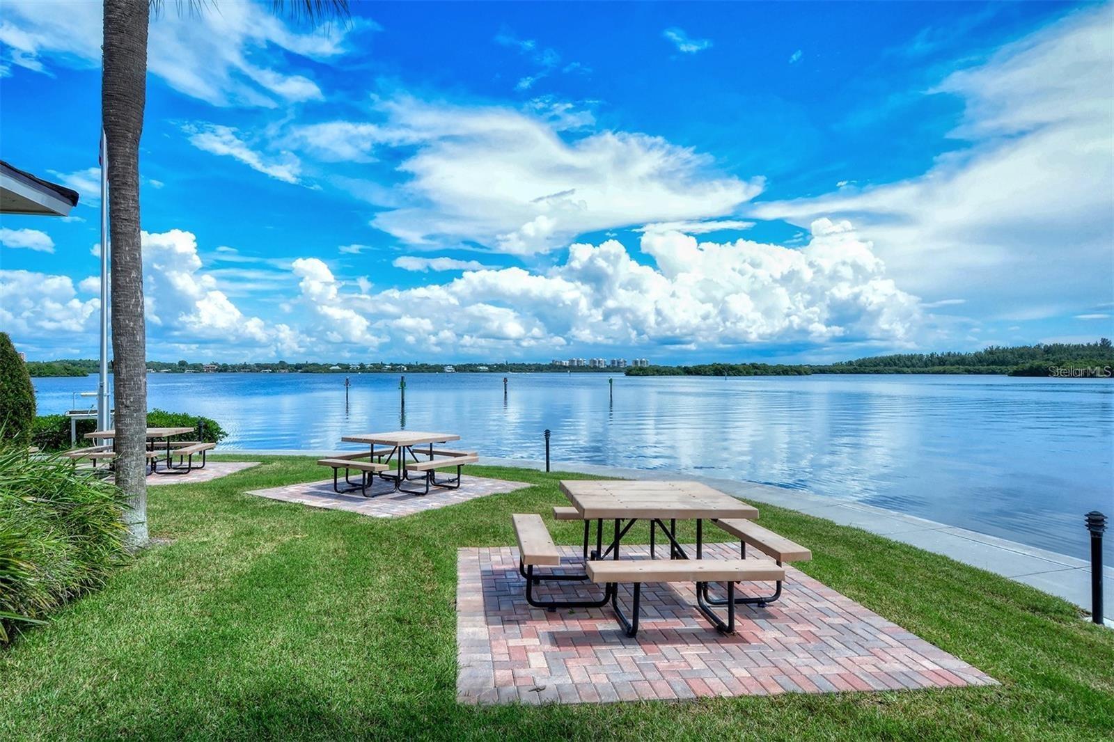 8911 MIDNIGHT PASS RD #514, SARASOTA, FL — photo 40