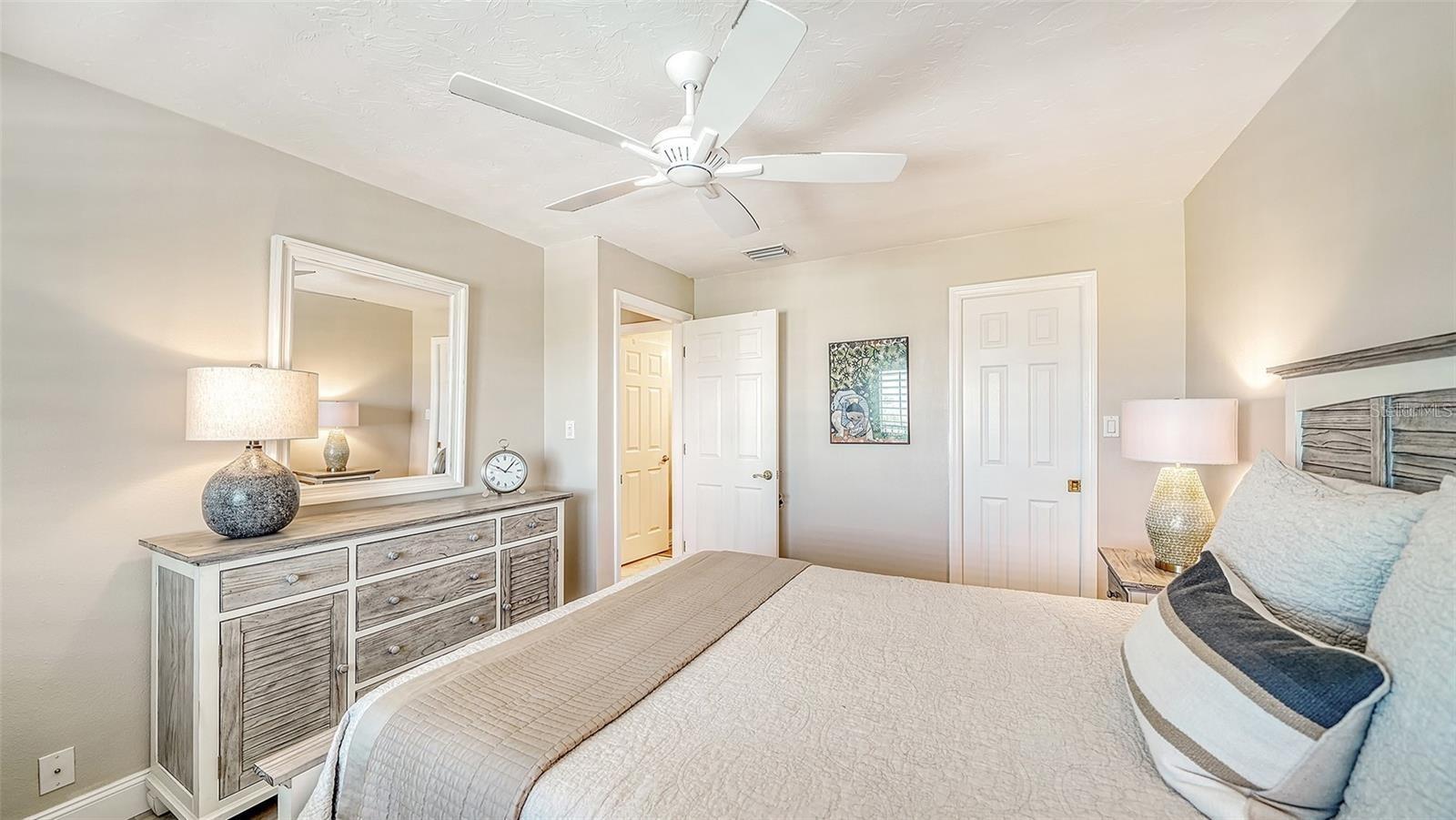 8911 MIDNIGHT PASS RD #514, SARASOTA, FL — photo 26