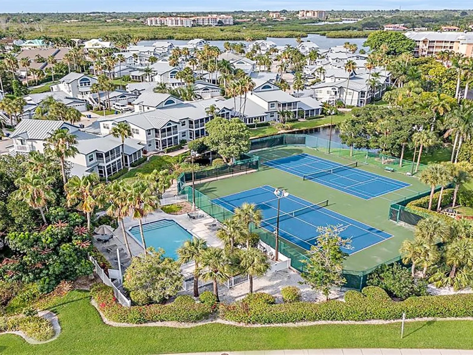 1360 SIESTA BAYSIDE DR #1360-D, SARASOTA, FL — photo 3