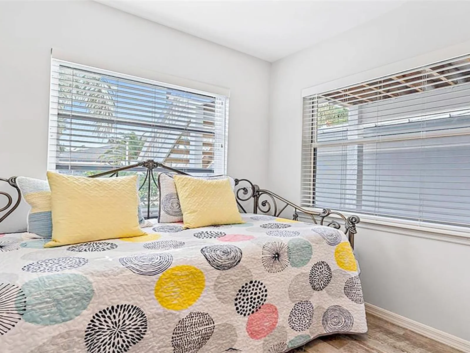 1360 SIESTA BAYSIDE DR #1360-D, SARASOTA, FL — photo 17