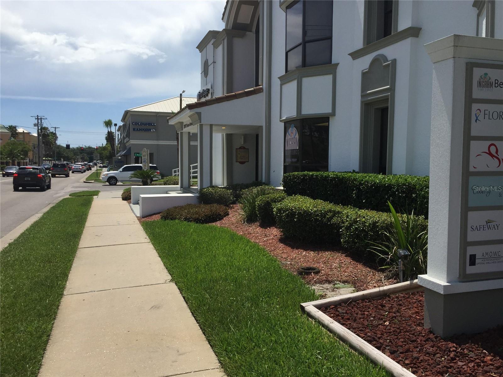 2111 W SWANN AVE, TAMPA, FL — photo 4