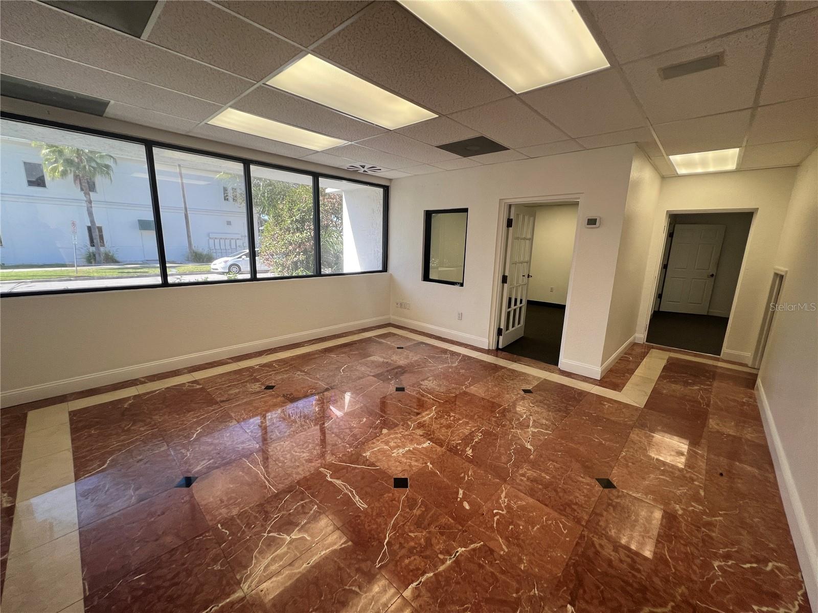 2111 W SWANN AVE, TAMPA, FL — photo 13