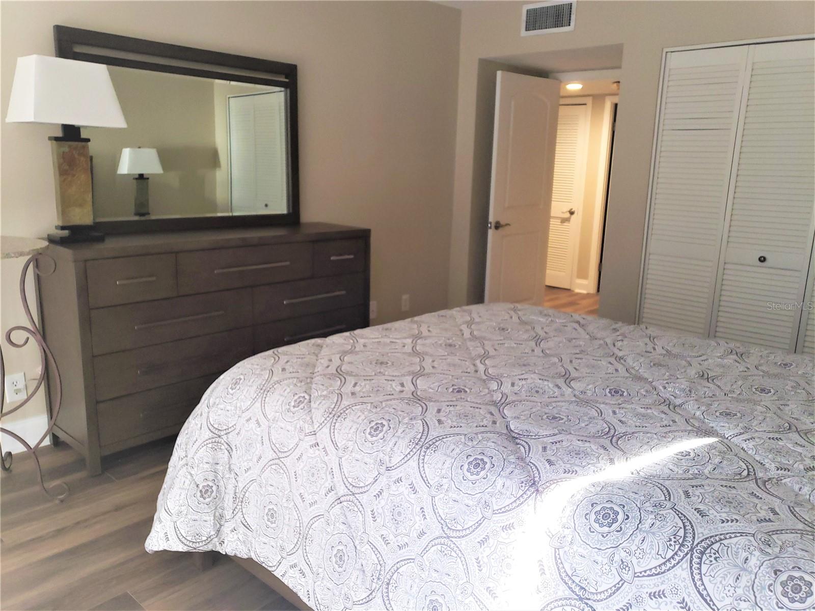 1460 GULF BLVD #1102, CLEARWATER, FL — photo 42