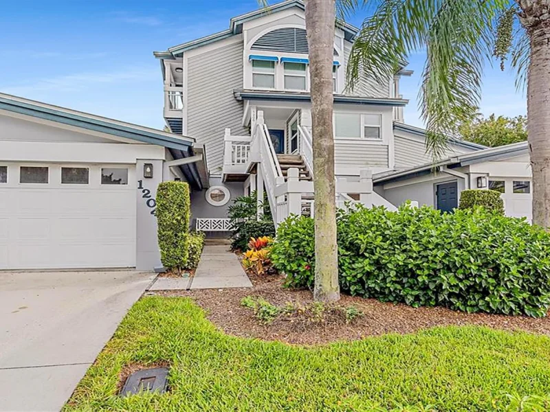 1204 SIESTA BAYSIDE DR #1204-D, SARASOTA, FL