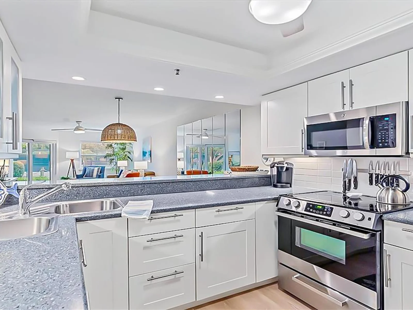 1204 SIESTA BAYSIDE DR #1204-D, SARASOTA, FL — photo 3