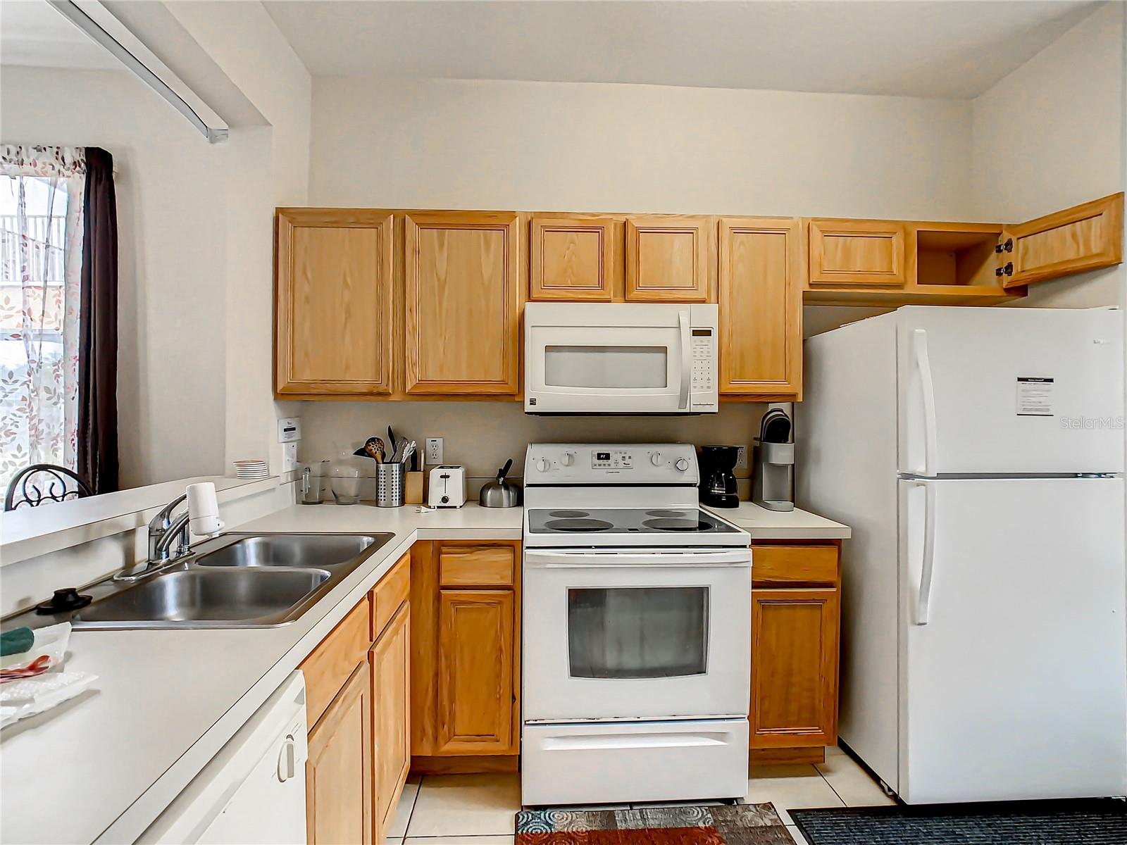 702 CALABRIA AVE, DAVENPORT, FL — photo 3