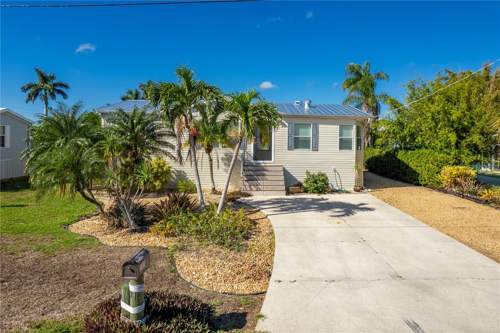 3101 BAMBOO CT, PUNTA GORDA, FL — photo 2