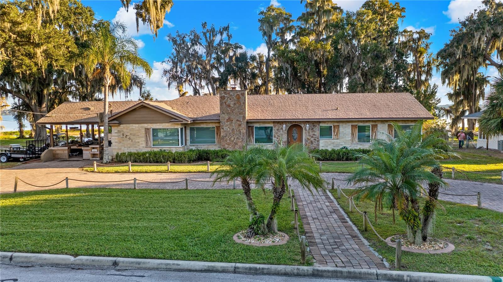 1241 W LAKESHORE DR, CLERMONT, FL — photo 4