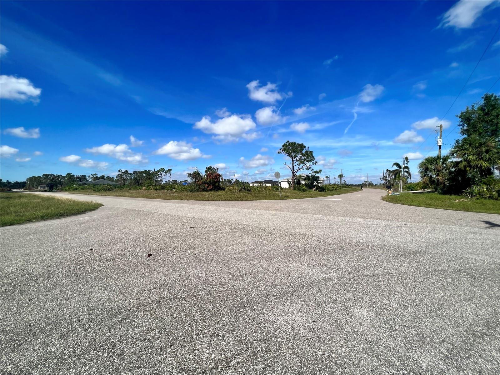 37 MAST DR, PLACIDA, FL