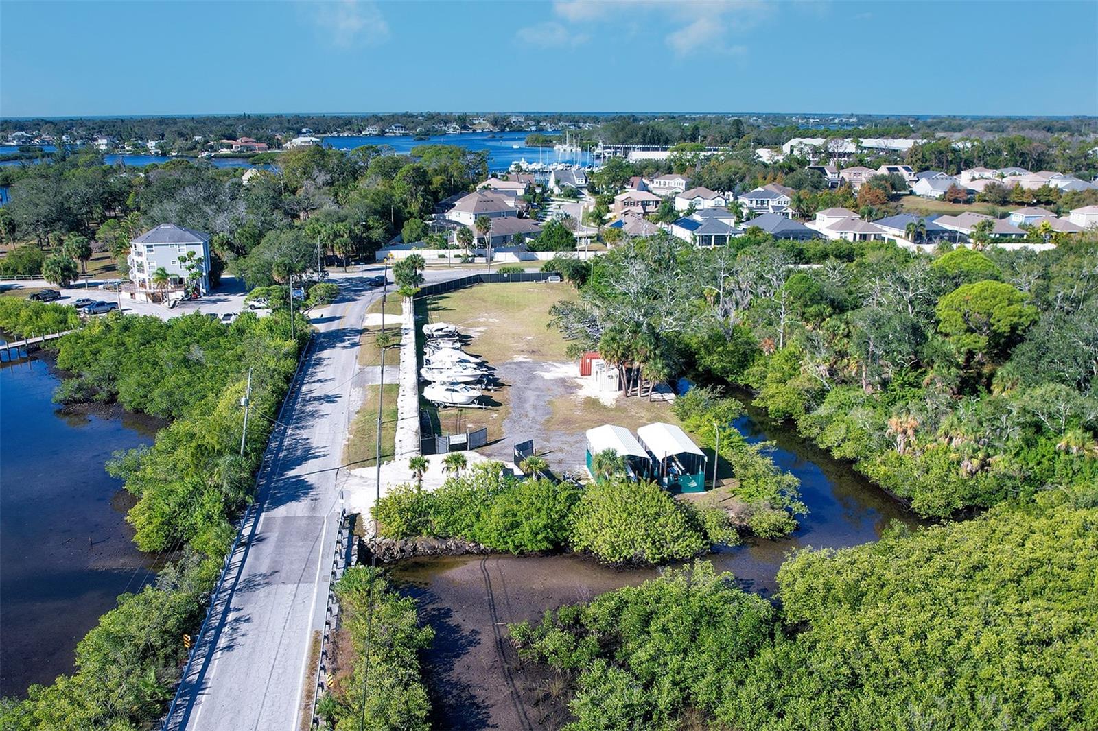 332 ANCLOTE RD, TARPON SPRINGS, FL — photo 11