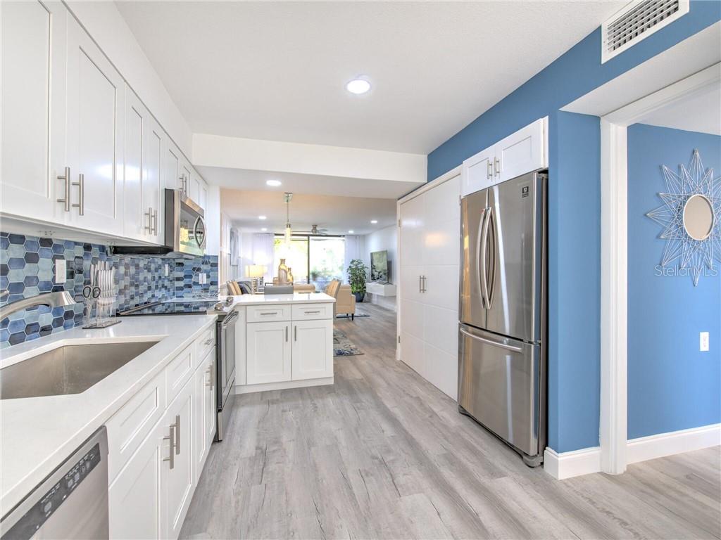522 BAYPORT WAY #522, LONGBOAT KEY, FL — photo 16