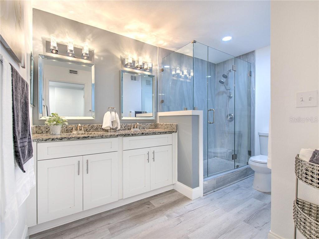 522 BAYPORT WAY #522, LONGBOAT KEY, FL — photo 45