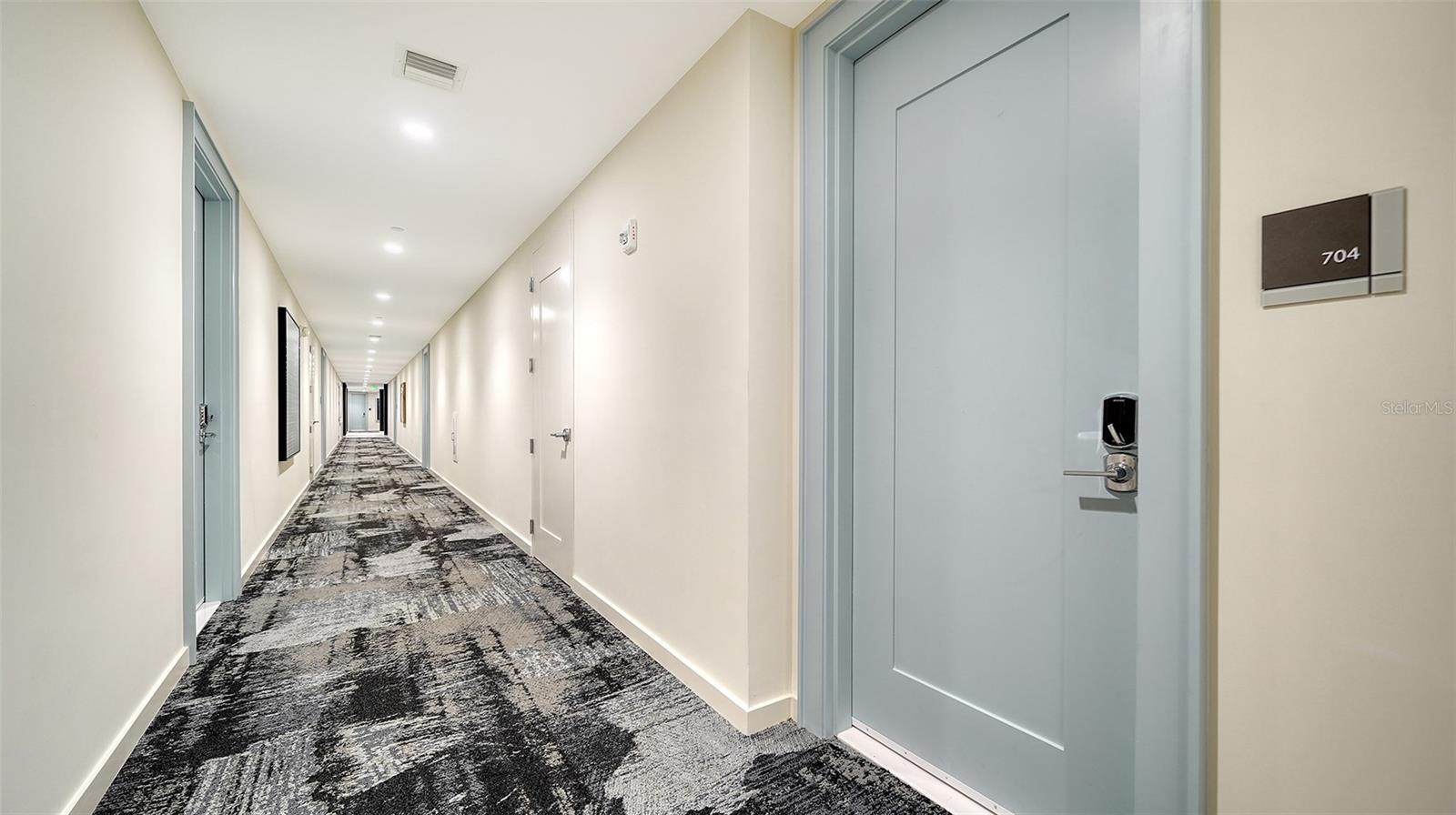 301 QUAY COMMONS DR #704, SARASOTA, FL — photo 2