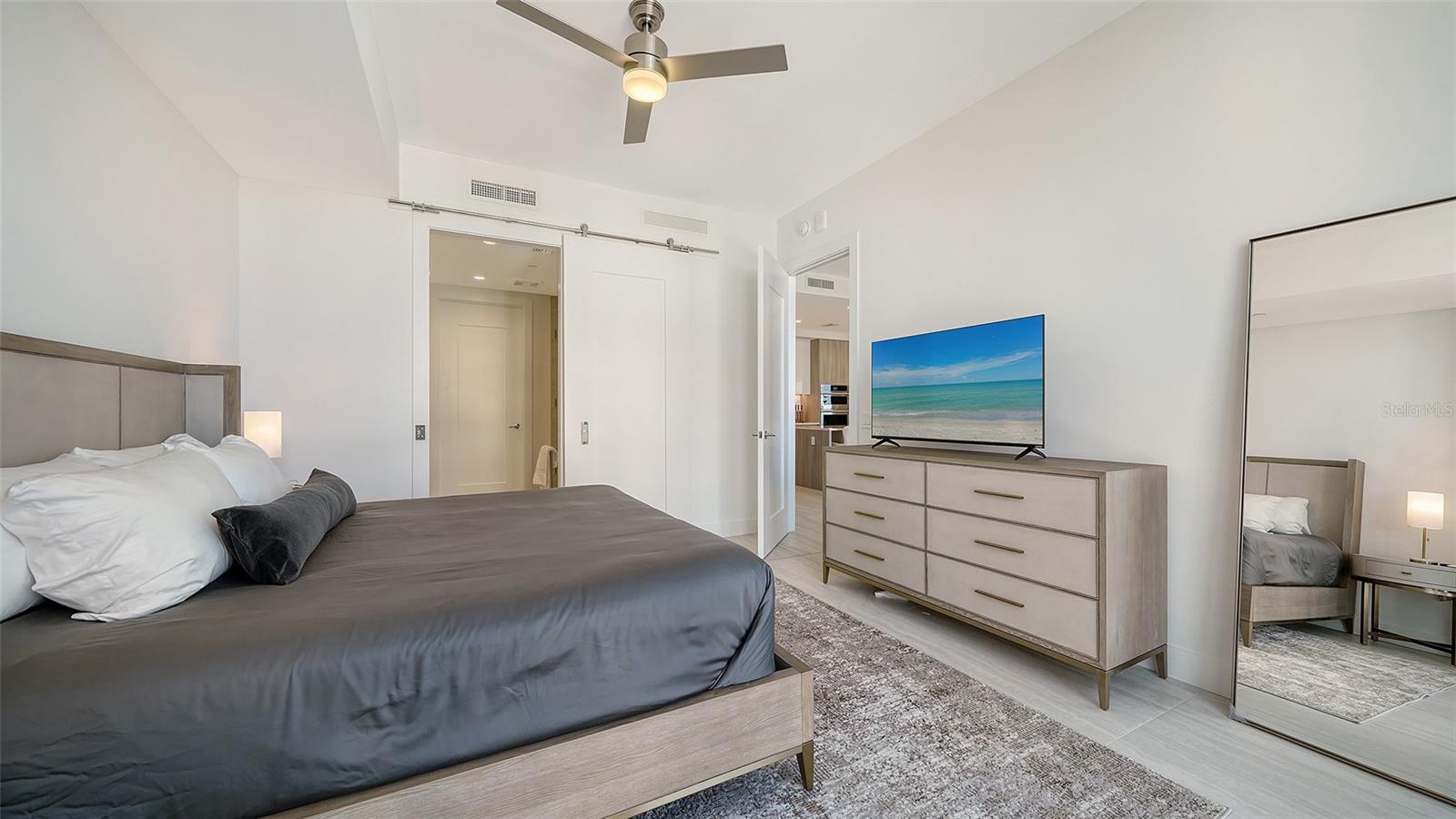 301 QUAY COMMONS DR #704, SARASOTA, FL — photo 25