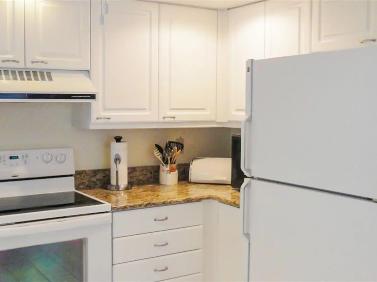 1318 SIESTA BAYSIDE DR #C, SARASOTA, FL — photo 8