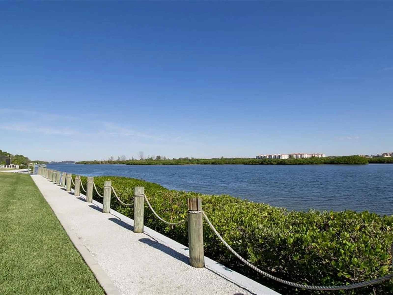 1340 SIESTA BAYSIDE DR #1340-C, SARASOTA, FL — photo 37