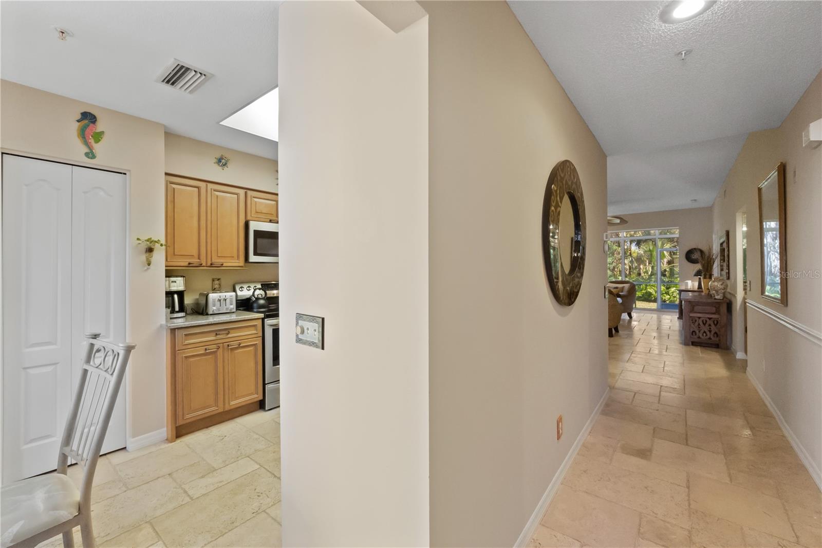 9611 CASTLE POINT DR #915, SARASOTA, FL — photo 4