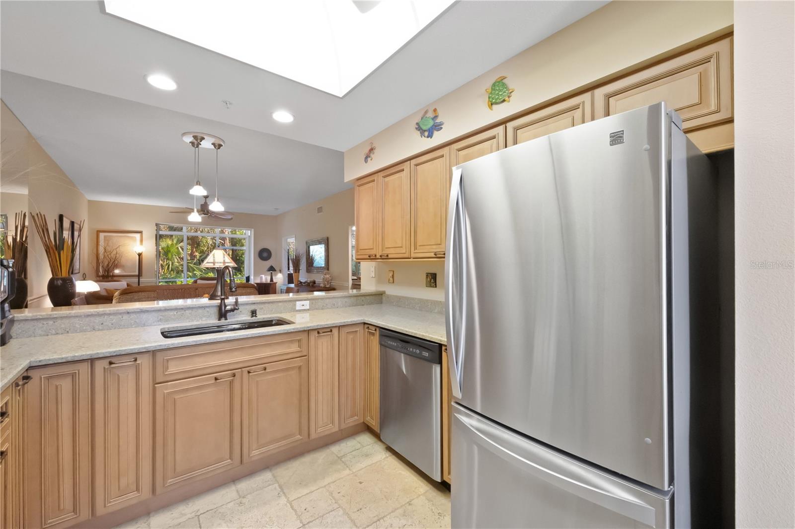 9611 CASTLE POINT DR #915, SARASOTA, FL — photo 7