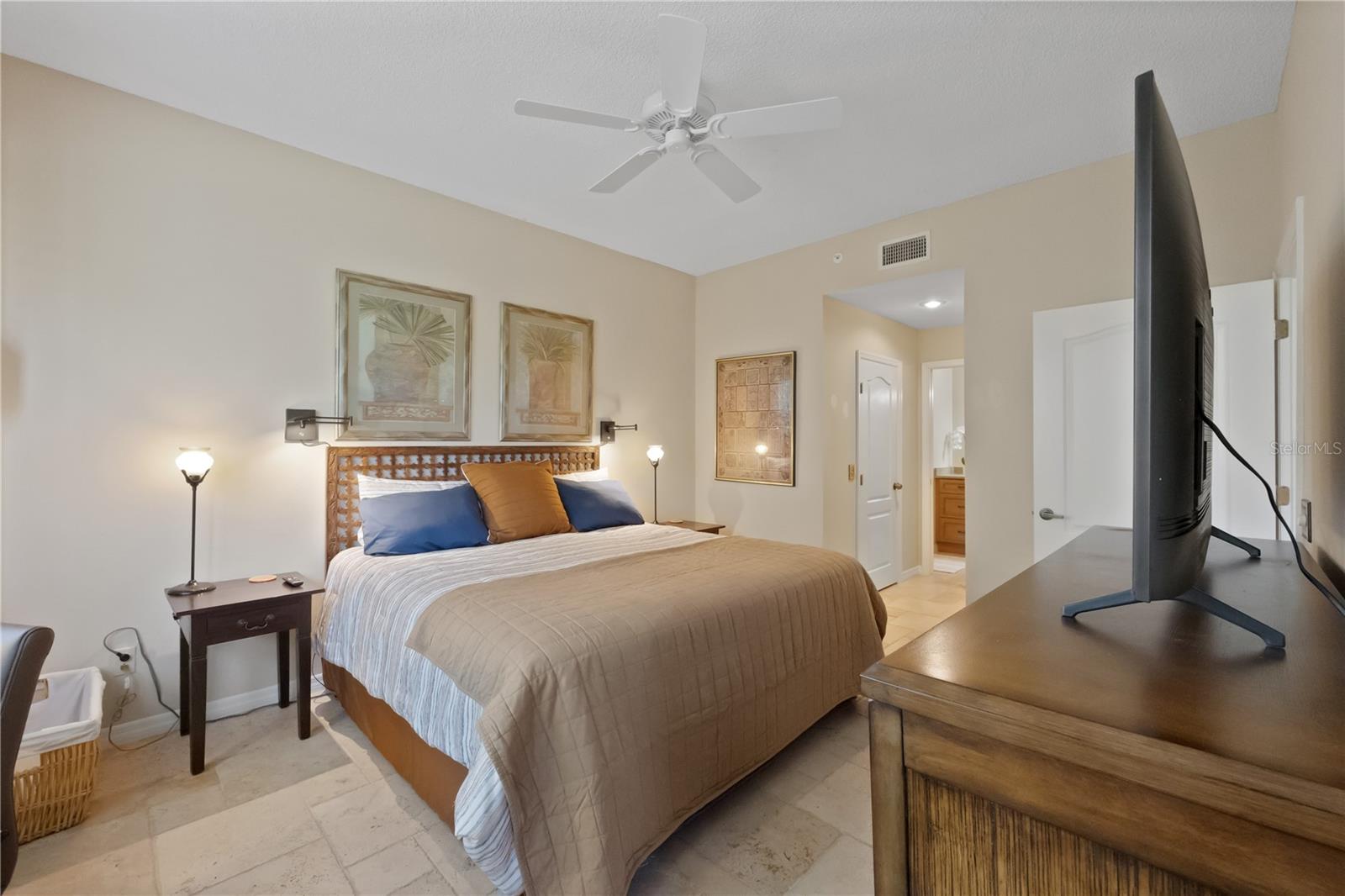 9611 CASTLE POINT DR #915, SARASOTA, FL — photo 16