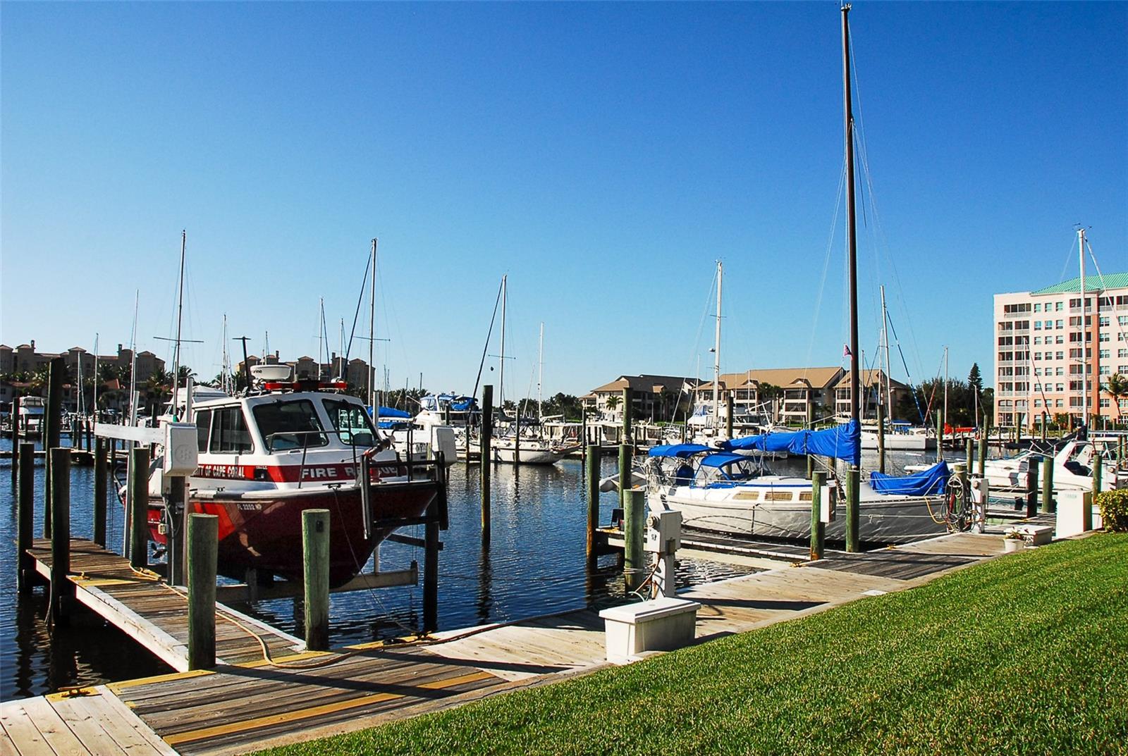 3313 SUNSET KEY CIR #402, PUNTA GORDA, FL — photo 46