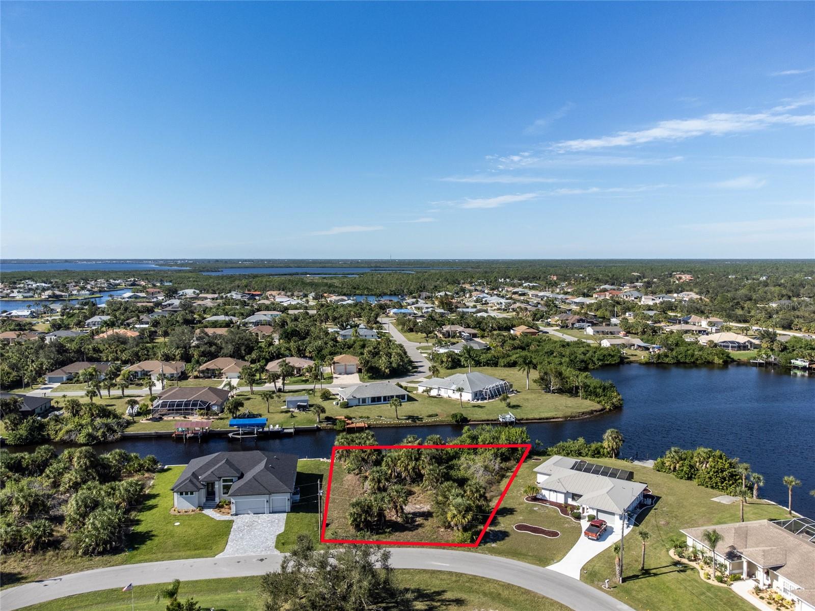 17306 GULFSPRAY CIR, PORT CHARLOTTE, FL — photo 3